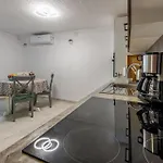 Beach Front Apartment In Zdrelac With Wifi
