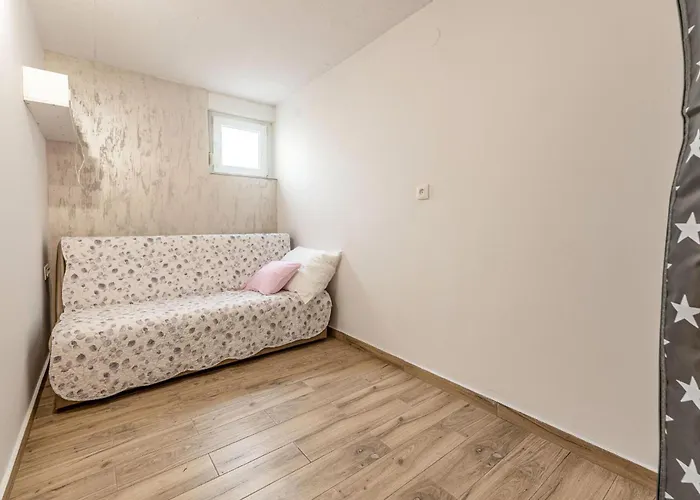 In Апартаменты Ждрелац