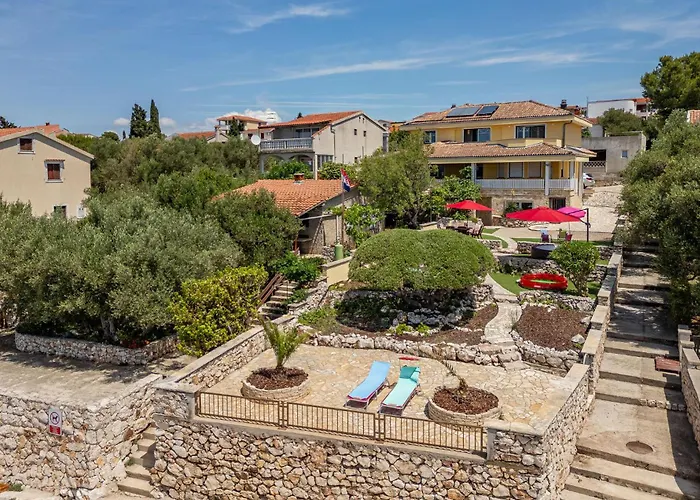 Апартаменты In *